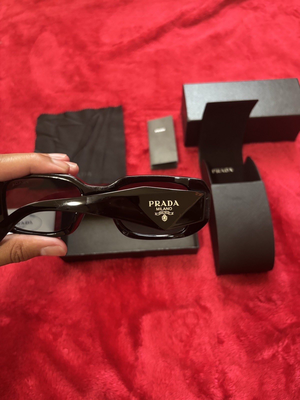 Authentic Prada Symbole PR 17WS Black Dark Grey Sunglasses Complete Set NEW