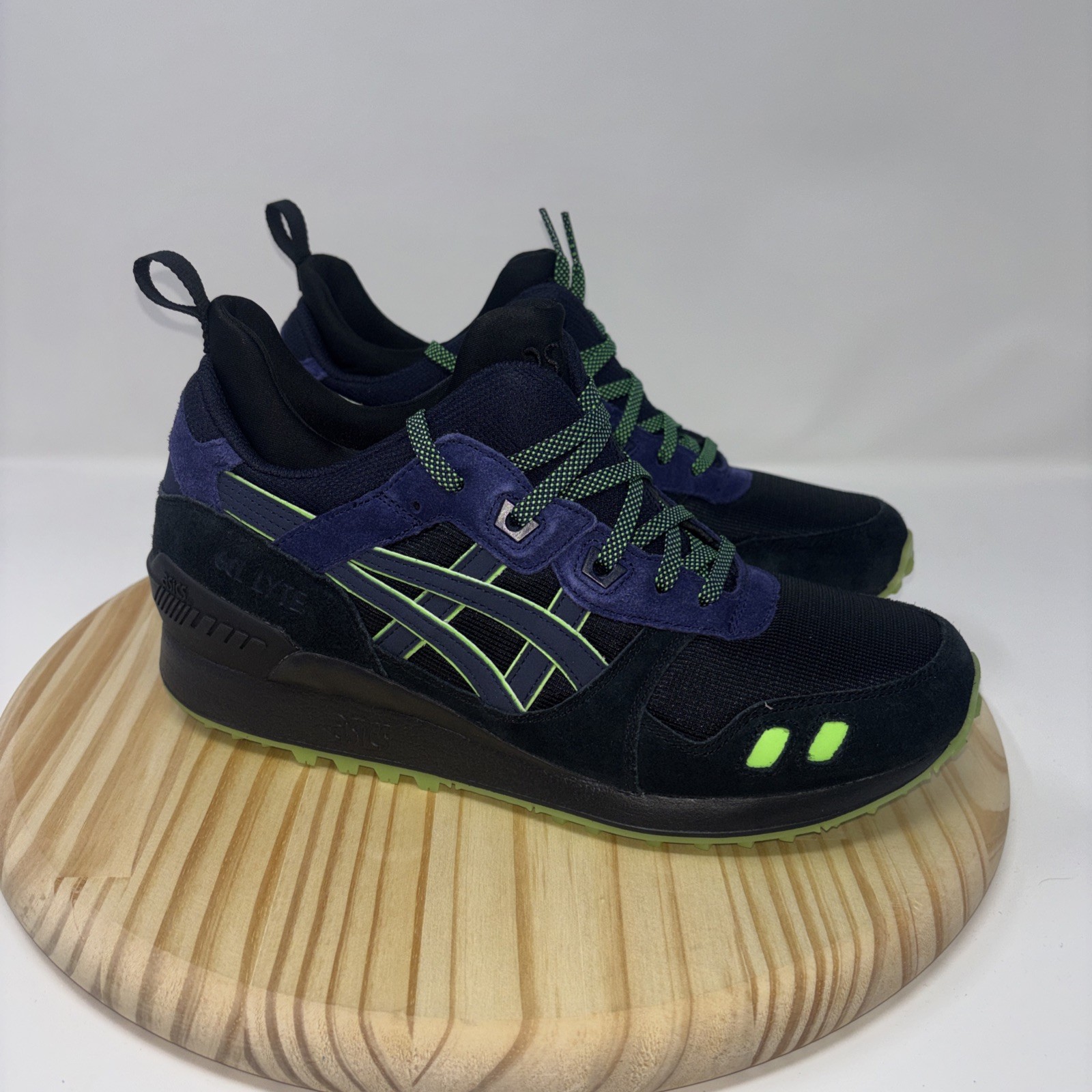 ASICS Men’s Gel-Lyte MT Athletic Sneakers, Black/Peacoat, Sz 9