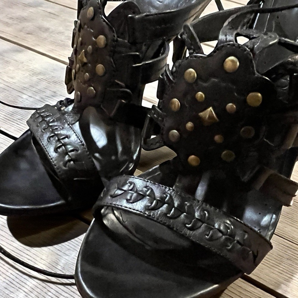 Jessica Bennett Black Leather Studded Lace-Up Heels – Worn Once Size 7.5