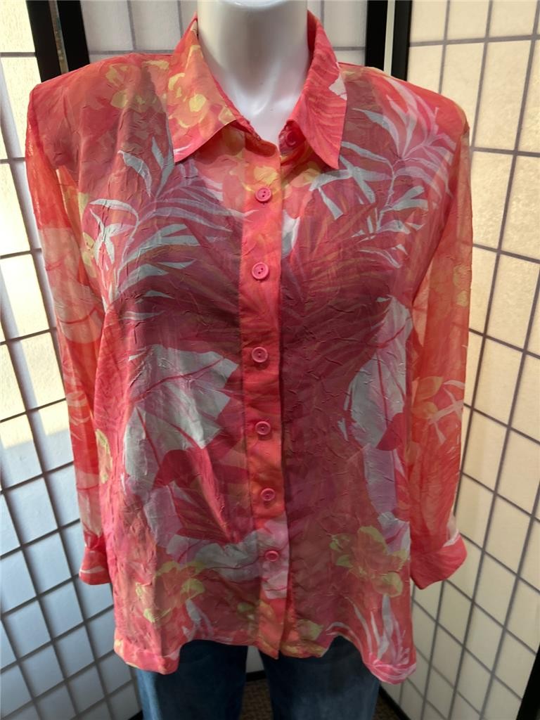 NWOT Women’s Draper’s & Damon’s 2X Blush Pink Floral Print Sheer Button Blouse
