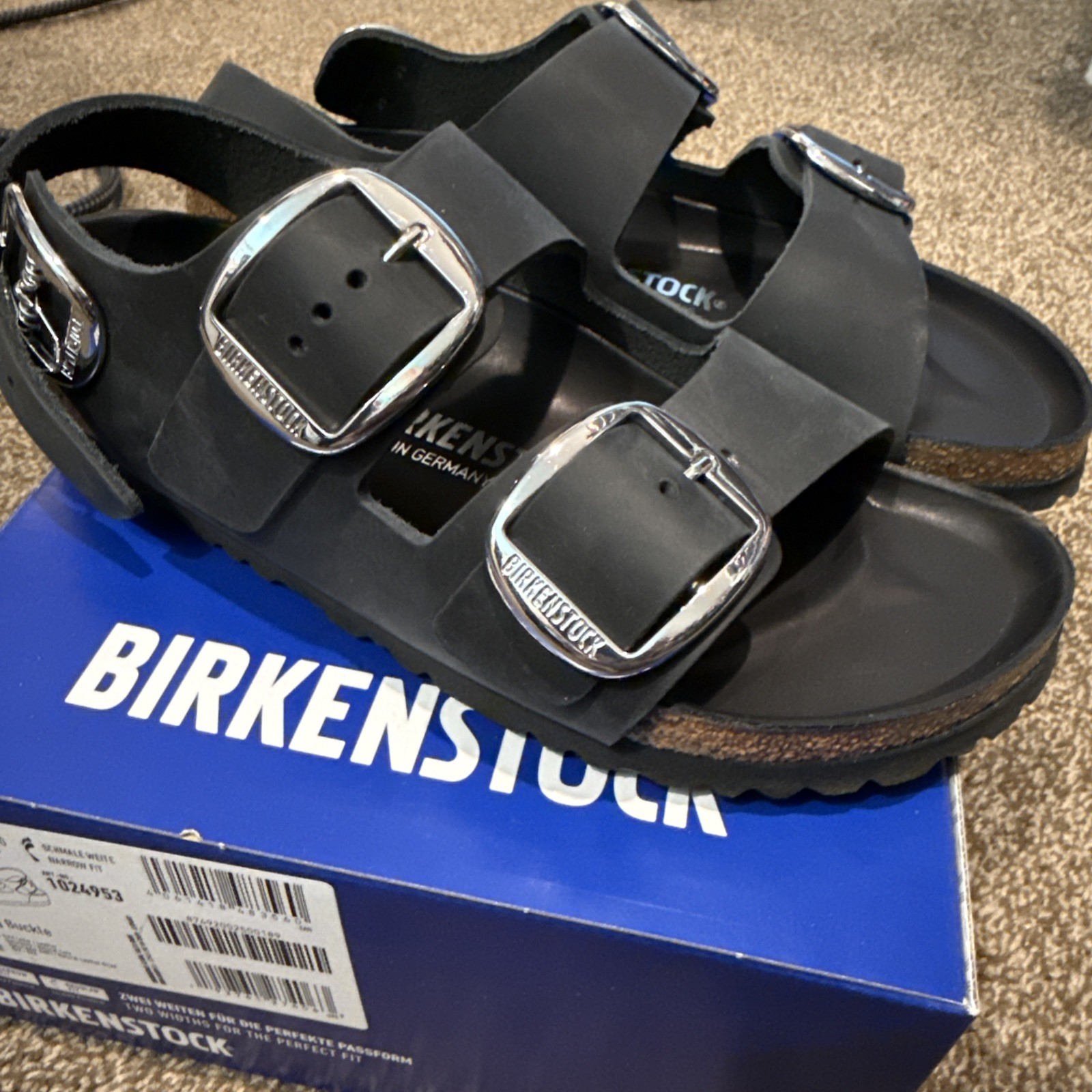 Women’s BIRKENSTOCK Milano Big Buckle Black Smooth Leather Sandals EU 39 US 8