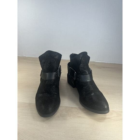 Black Textured Moto Ankle Boots Size 7 Harness Buckle Studded Back Zip Festival