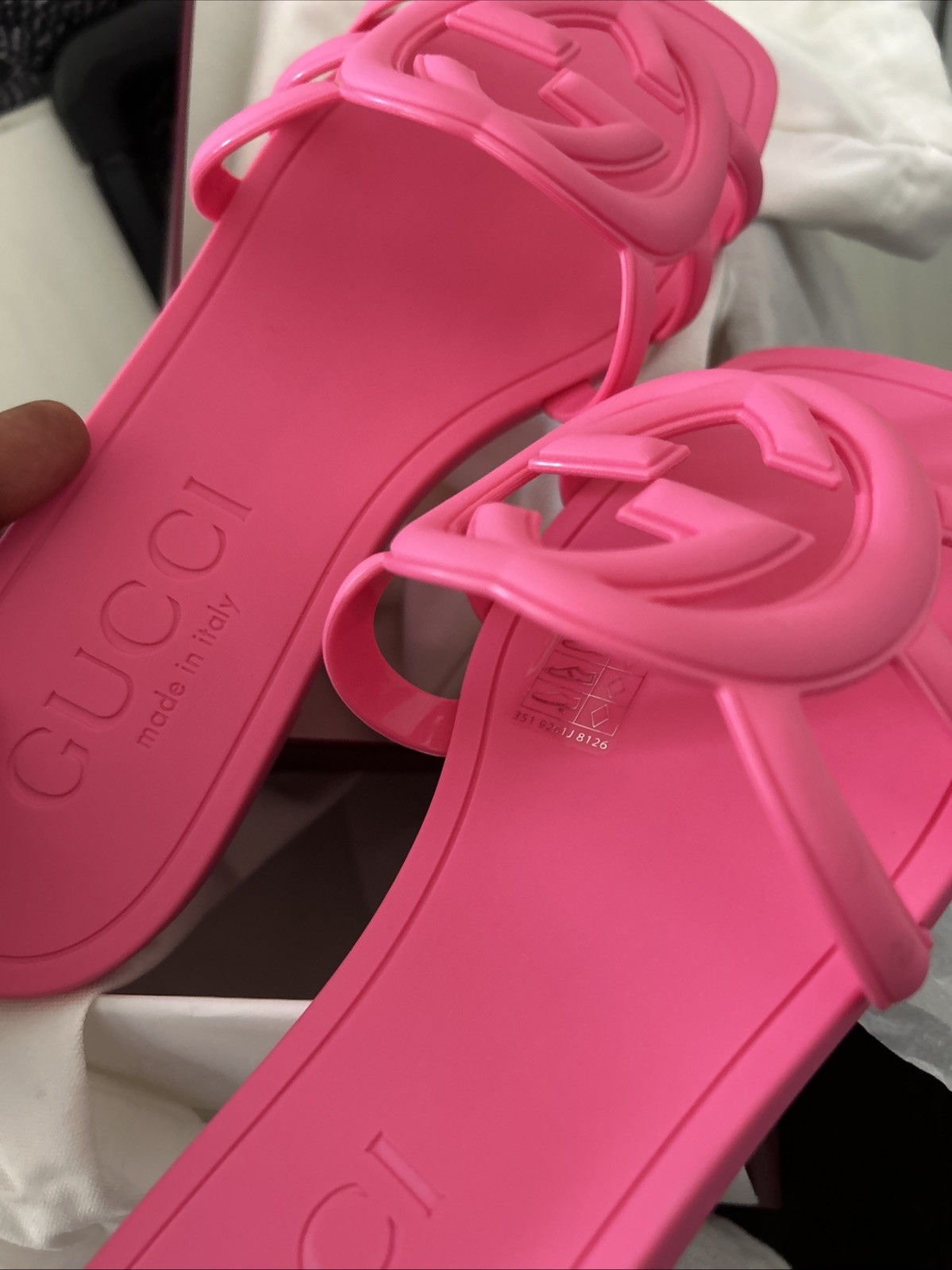 GUCCI PINK INTERLOCKING RUBBER SLIDE SANDALS