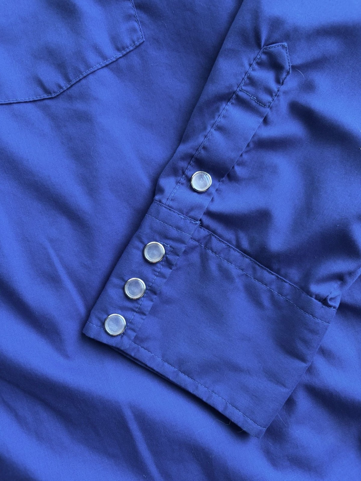 Vintage Malco Modes Blue Pearl Snap Western Shirt Size 17.5 35 Made in USA