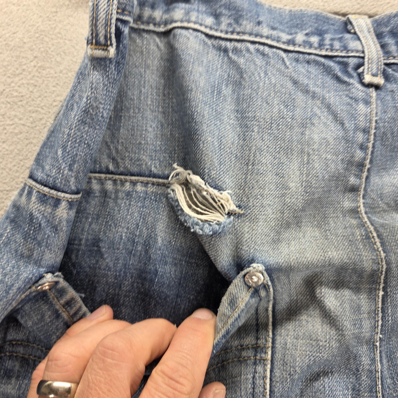 Vintage Levis Engineered Jeans Mens Blue Twisted Button Fly Fits 32×33