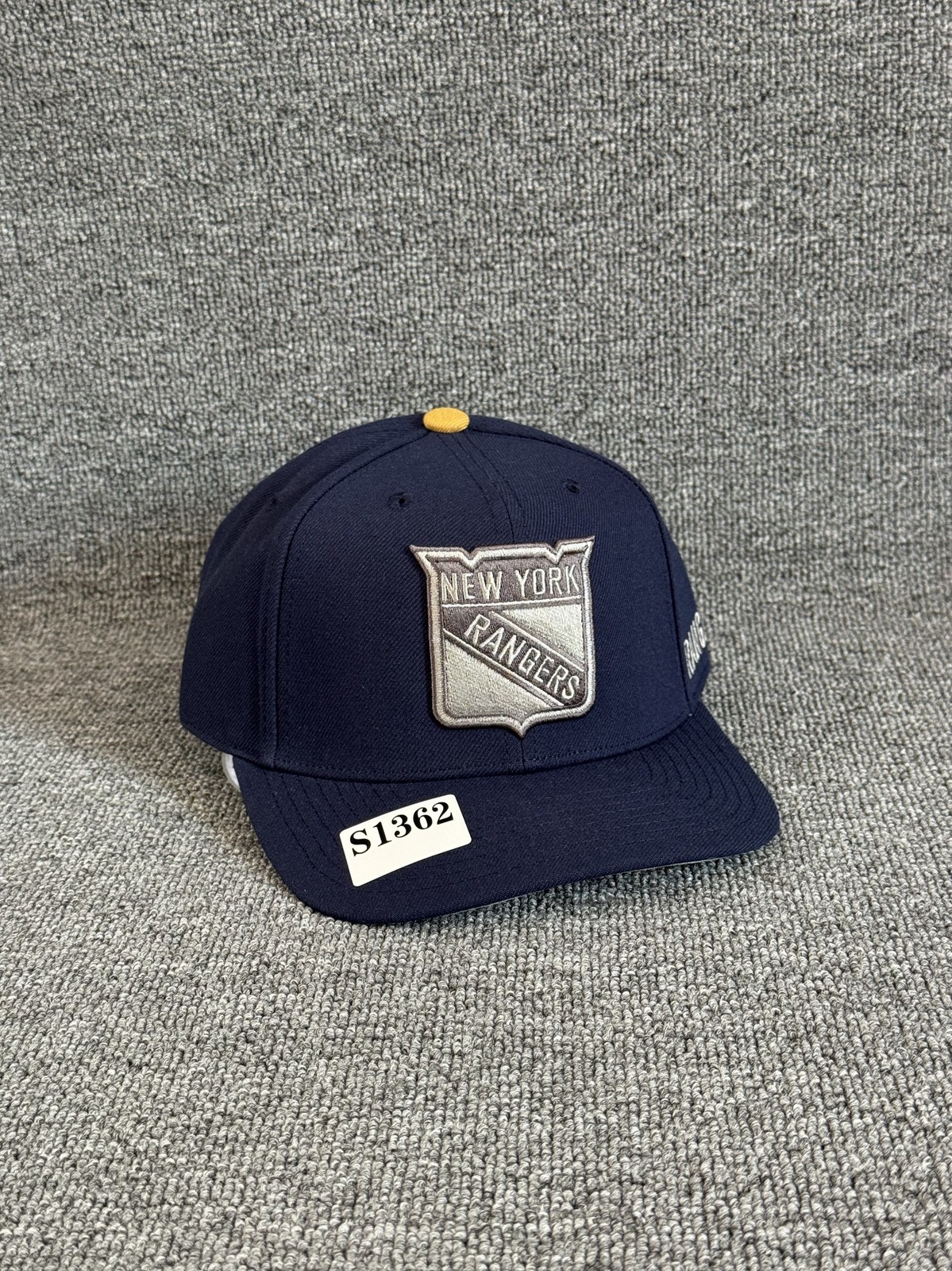 Mitchell & Ness New York Rangers Snapback Flat Brim Navy Hat