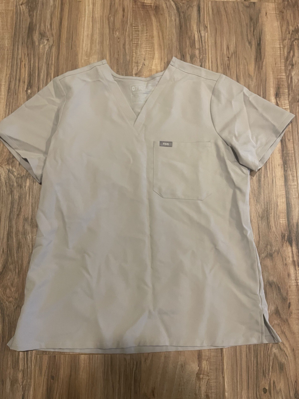 Women’s Figs Catrina Scrub Top Cream One Pocket Size Medium