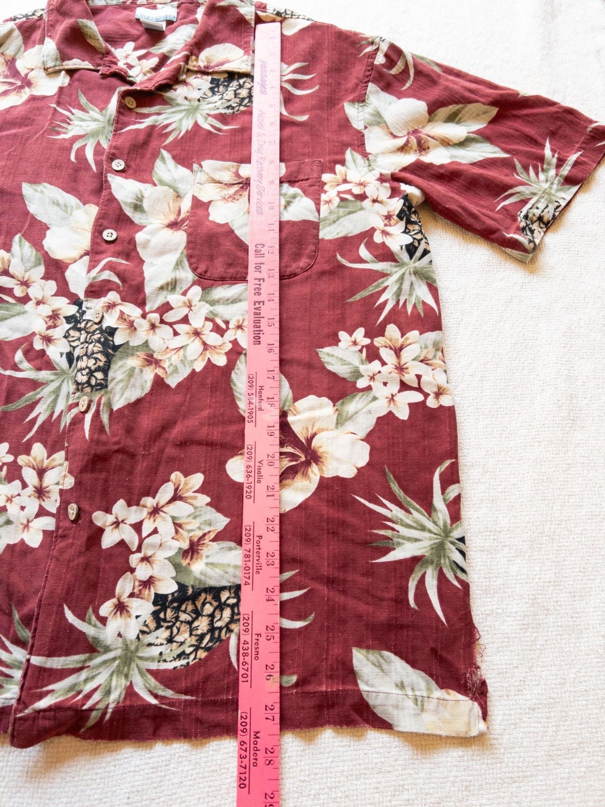 Breakwater Men’s Red Floral and Pineapple Print Short Sleeve Hawaiian Shirt
