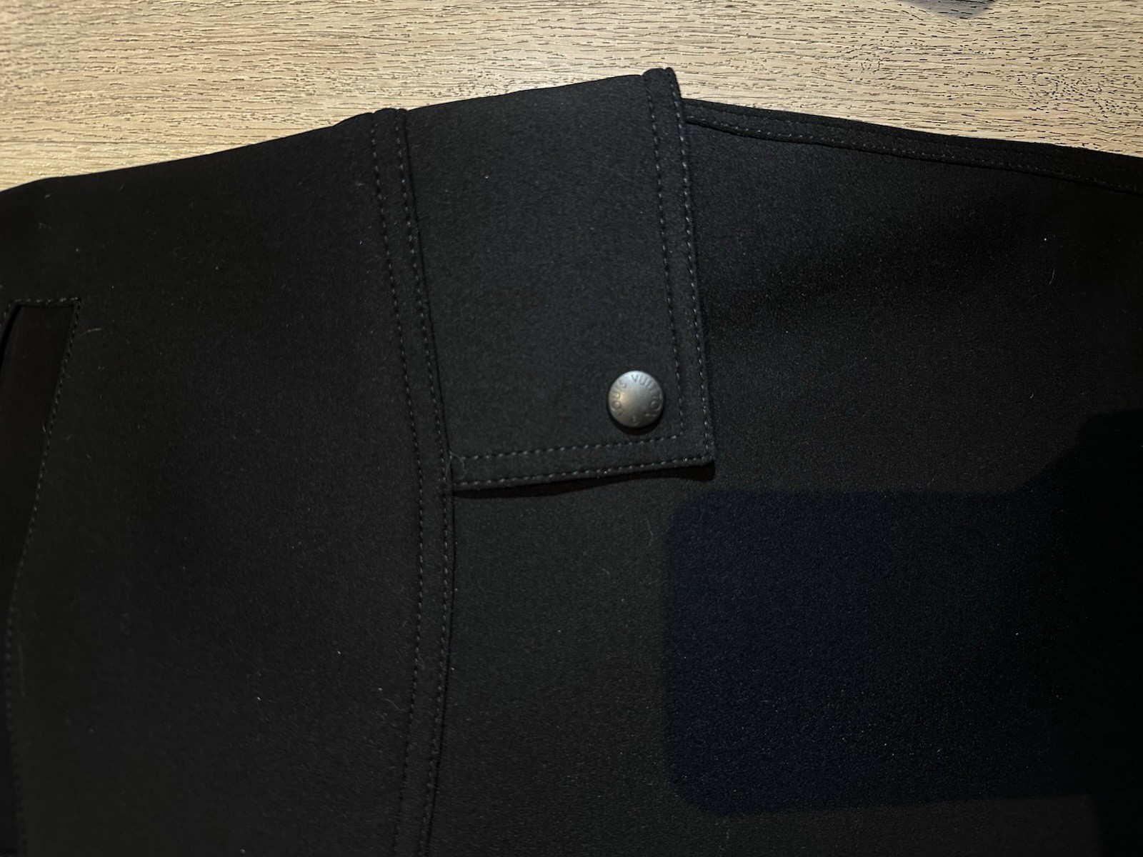 Authentic Louis Vuitton FW21 Technical Tucked Cargo Pants