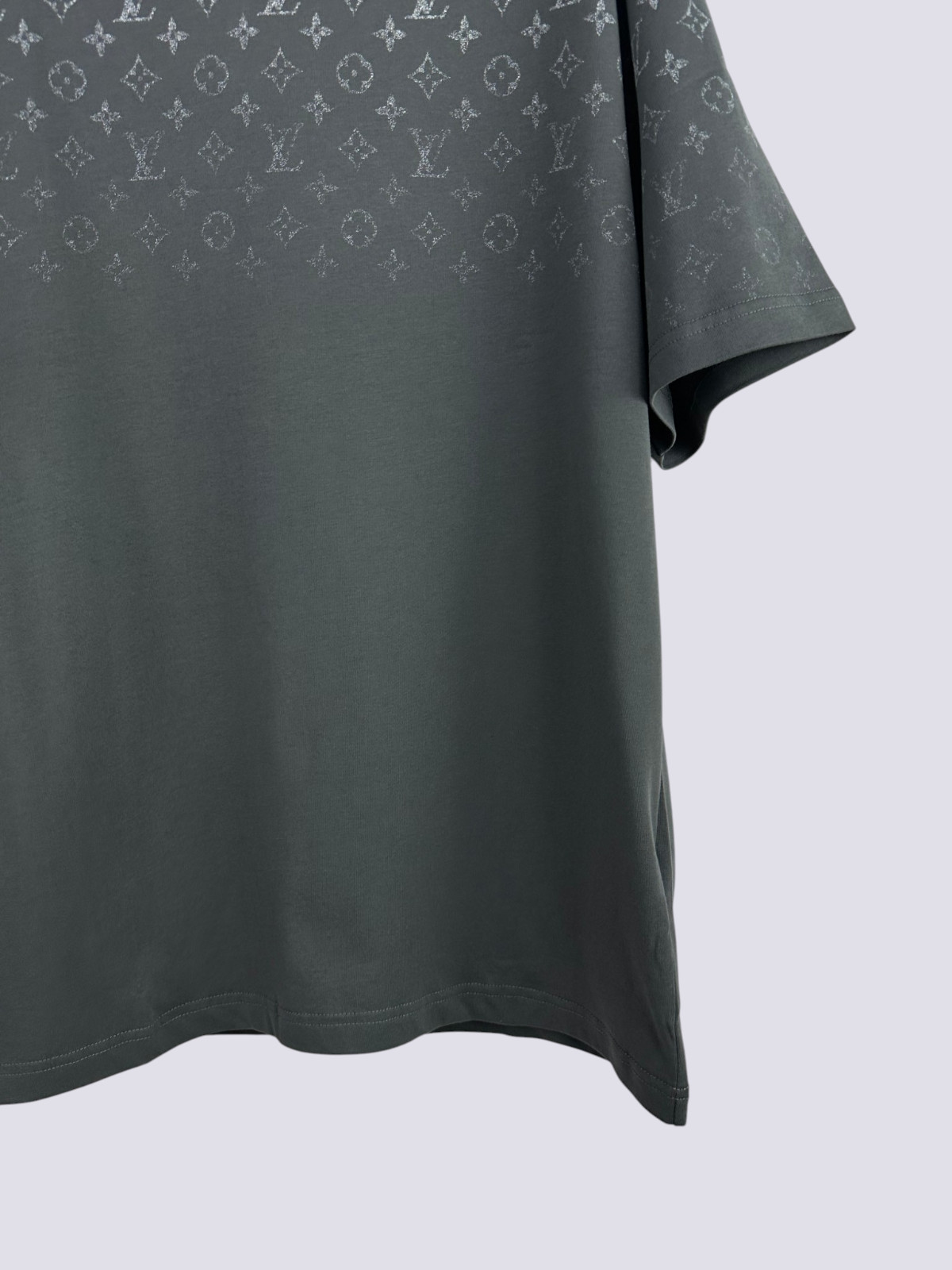 Louis Vuitton LV Monogram Gradient Cotton Crewneck T-Shirt Volcanic Ash Size M
