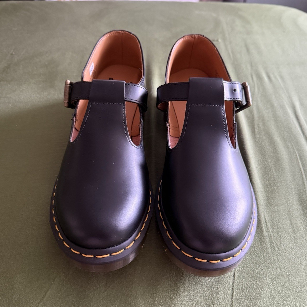 Dr. Martens Polley Smooth Leather Mary Jane Flat Buckle Strap Round Toe 10