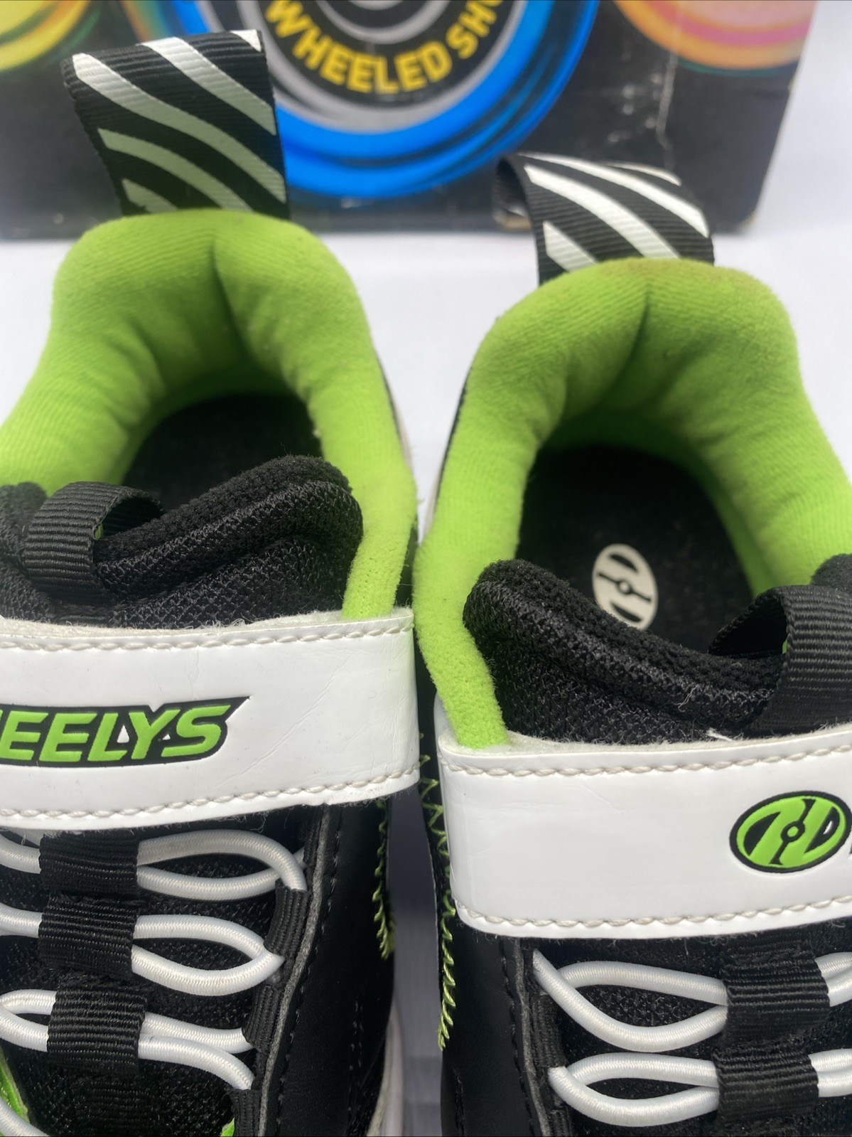 Heelys Kids’ Rocket x2 Shoes Black/White/Charcoal/Neon Green – HE100848K-BKWCNG,