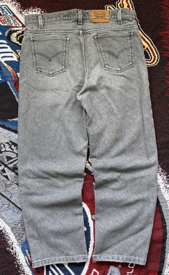 Levi’s Men’s Gray Tapered Stretch Flex Denim Jeans brown tag