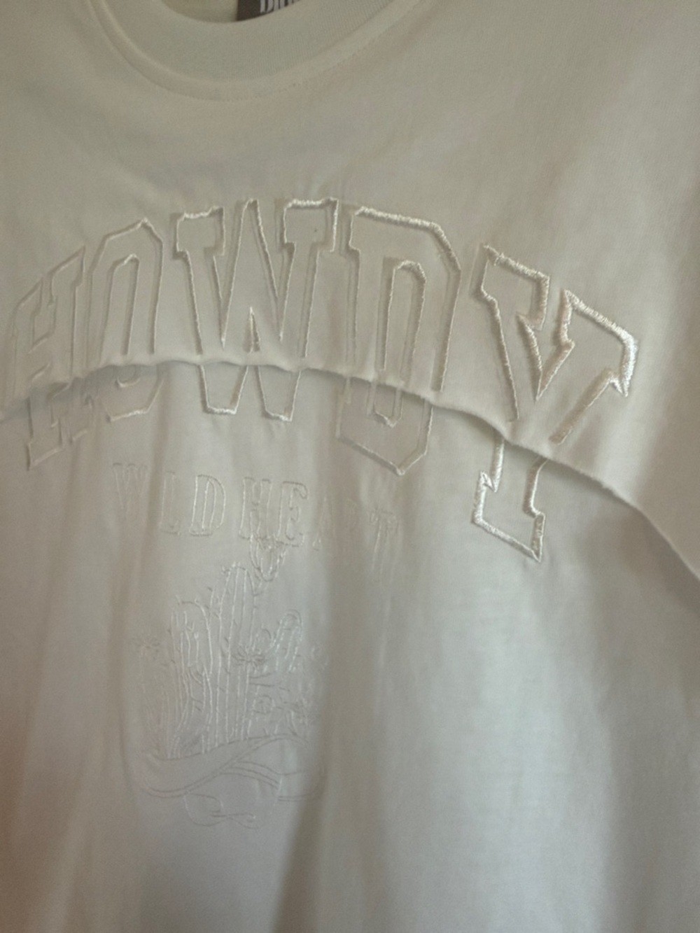 NWT Blue b. Howdy WildHeart Embroidered Western Tee Neutral Cowgirl Boho