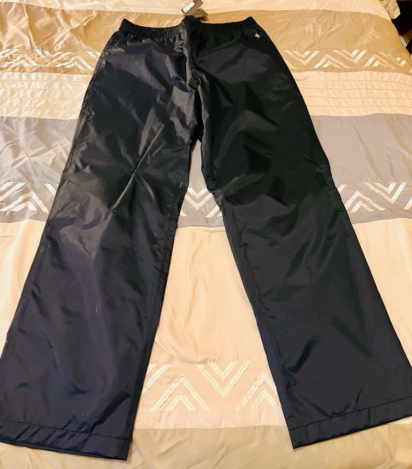 NWT Cabela’s 4 Most Black Nylon Poly Lined Pants Men’s Med Outdoor Adjust Ankle