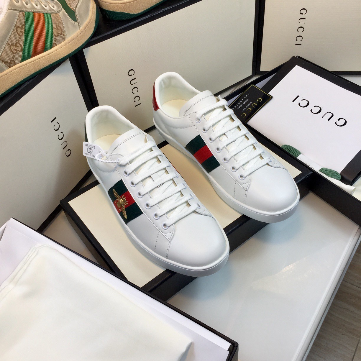 Men Gucci Ace White Leather Green Red Snake Heel Gold Bee Designer Sneaker