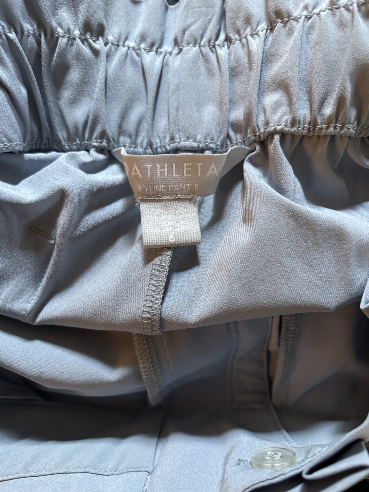 ATHLETA POWDER BLUE SKYLINE PANT II POLY/SPANDEX BLEND PANTS SIZE 6