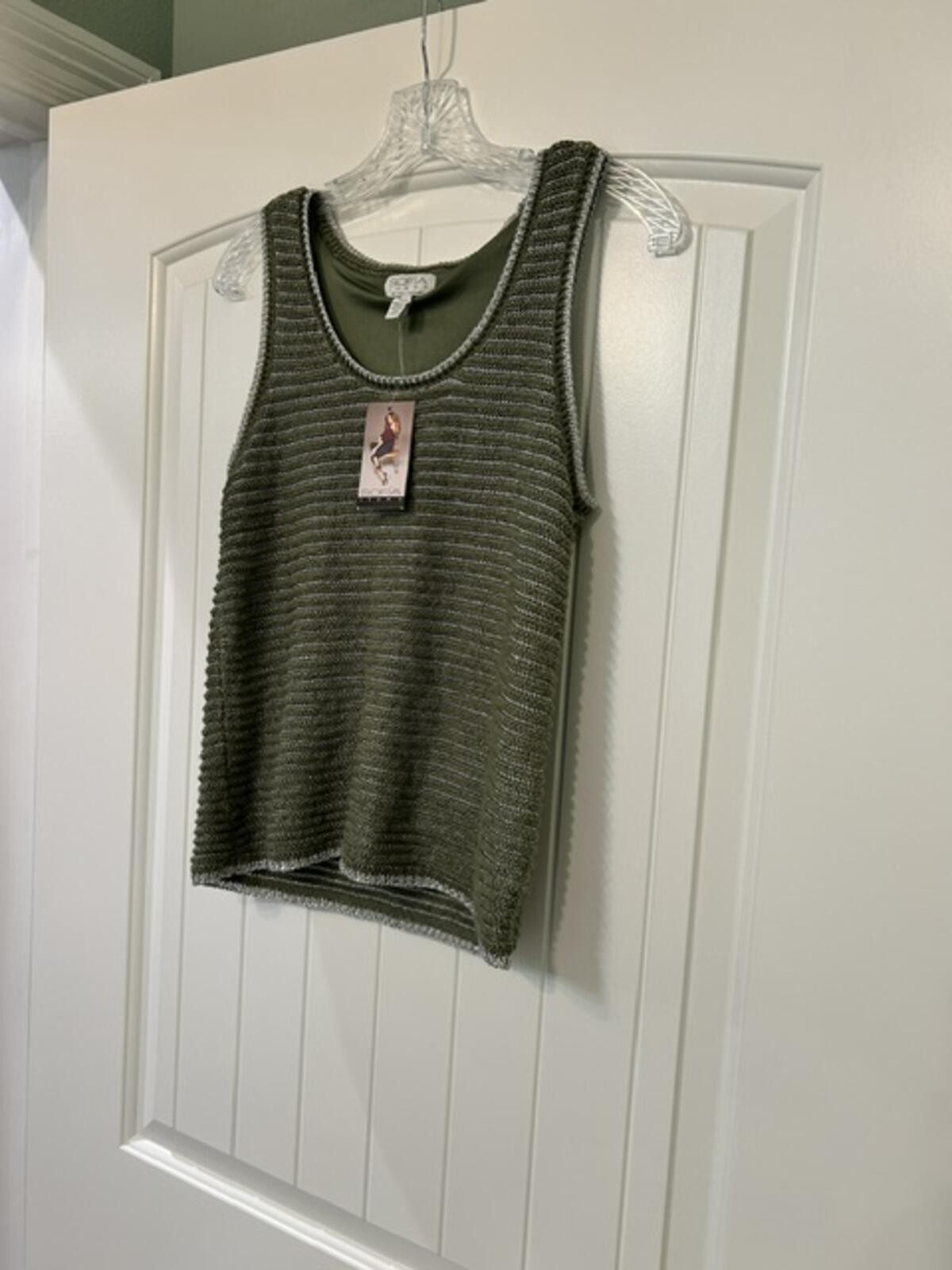 ✨ Sofia Sage & Silver Tank — NWT Summer & Holiday‑Ready Neutral