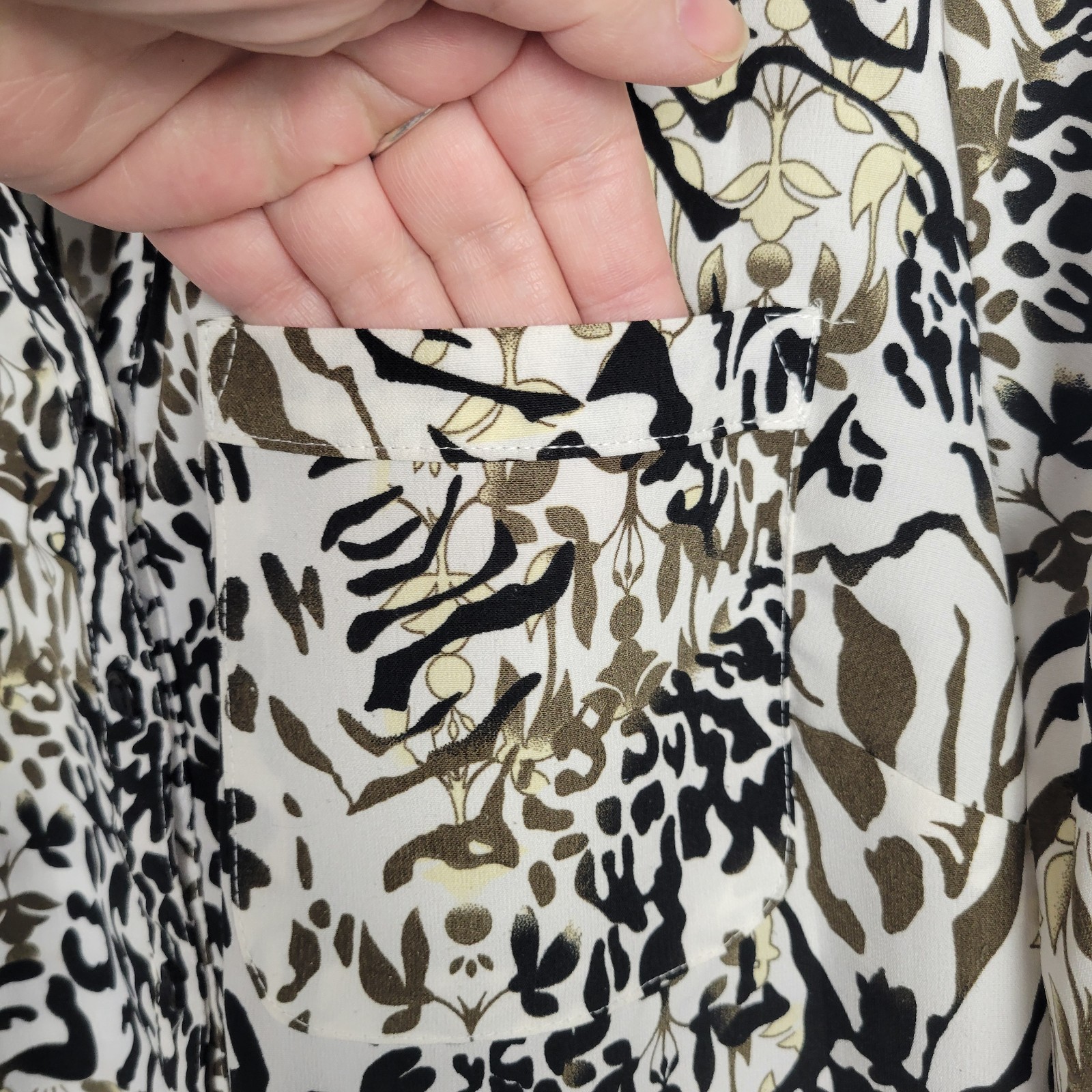 Vintage Notations Top Blouse L Leopard Cheetah Y2K Career Office Chic Statement