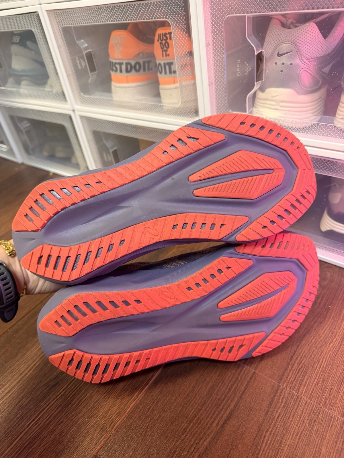 Size 10.5 – ASICS Novablast 5 Greyish Purple Coral Reef W