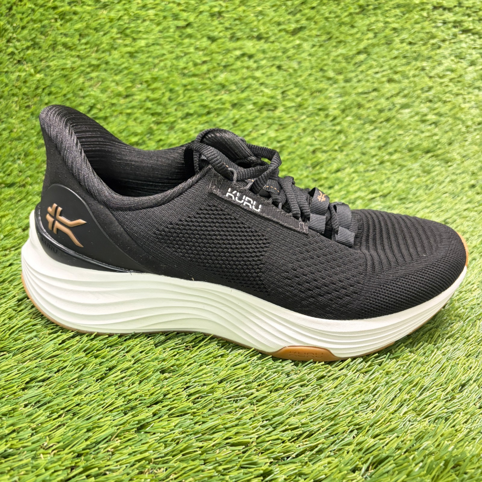 Kuru Atom 2 Womens Size 8D Black White Athletic Running Walking Shoes Sneakers