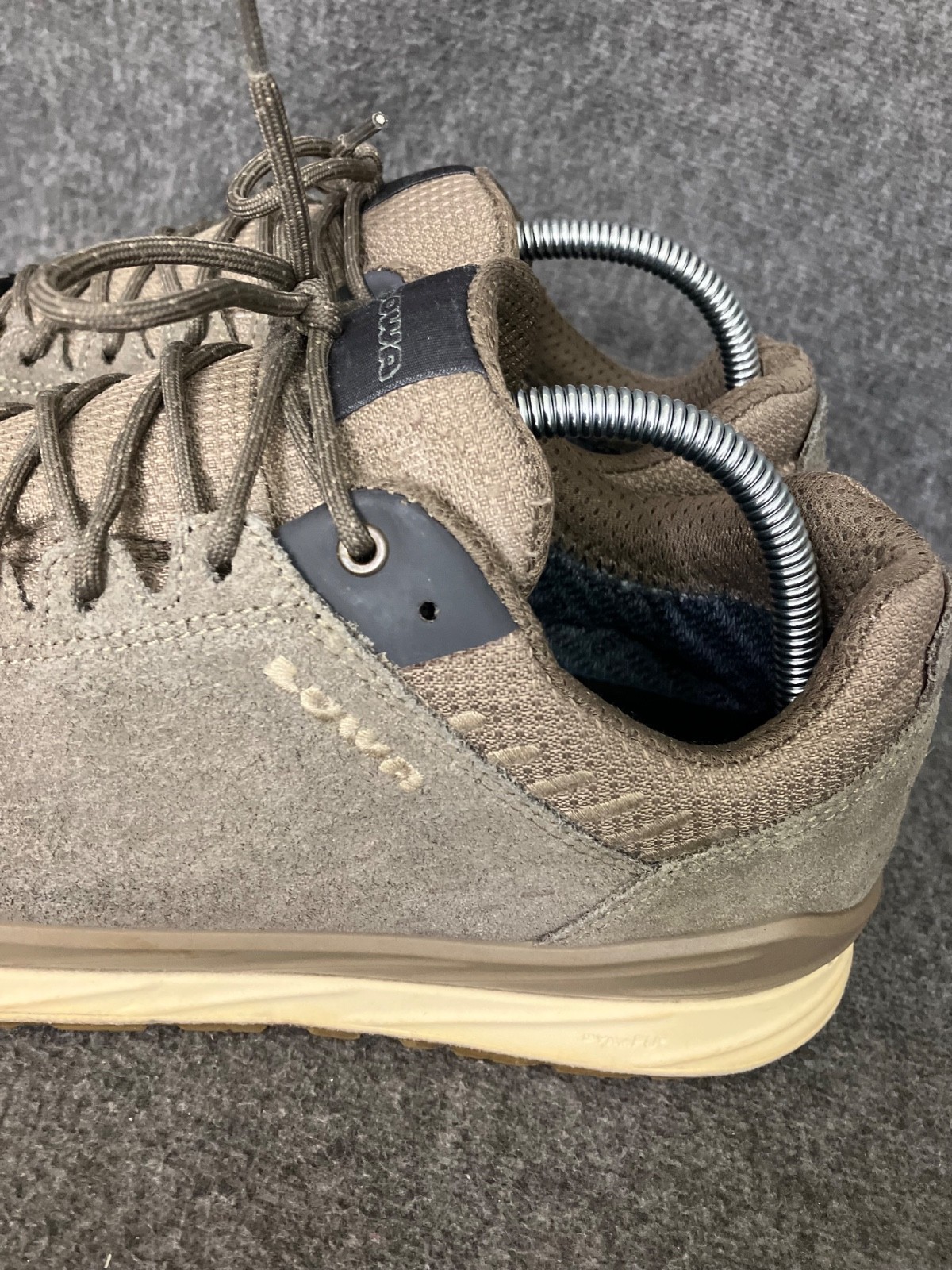 Lowa Malta GTX Lo Mens 9.5 Brown Suede Sneaker Hiking Gore-Tex Waterproof 310545
