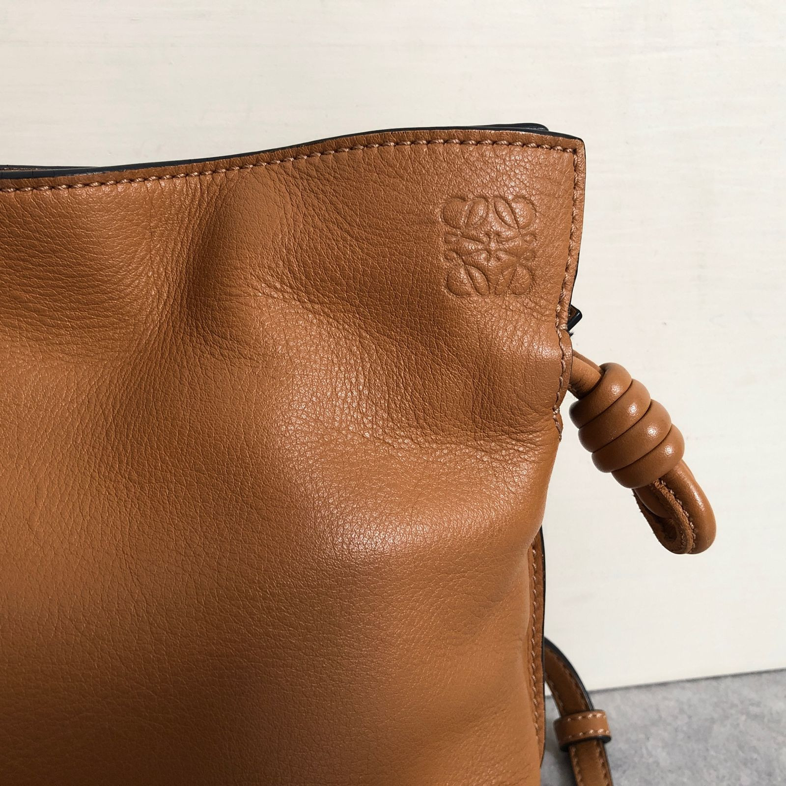 Loewe Flamenco Tan Leather Clutch Shoulder Bag Iconic Luxury Style