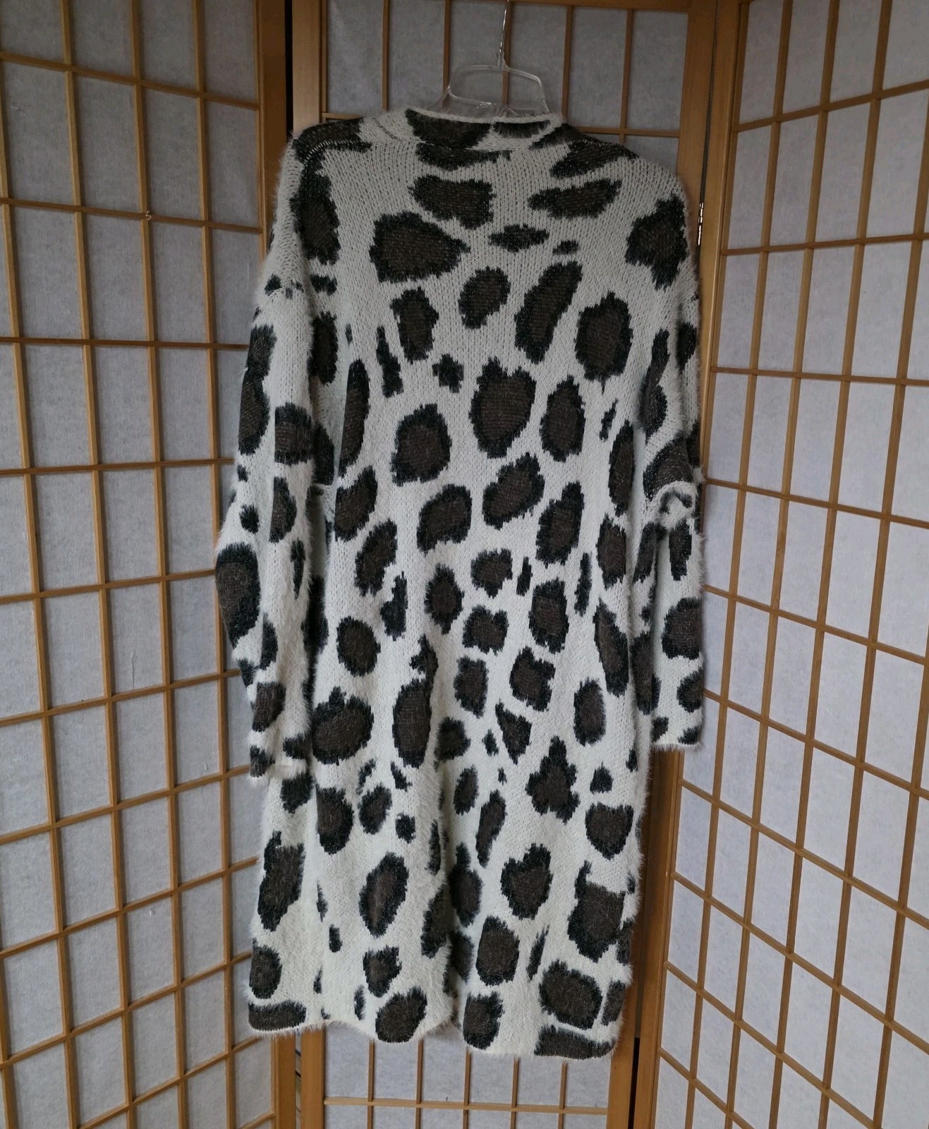 Davi & Dani Cardigan Sweater Womens Lg Open Front Animal Print Fuzzy Longline