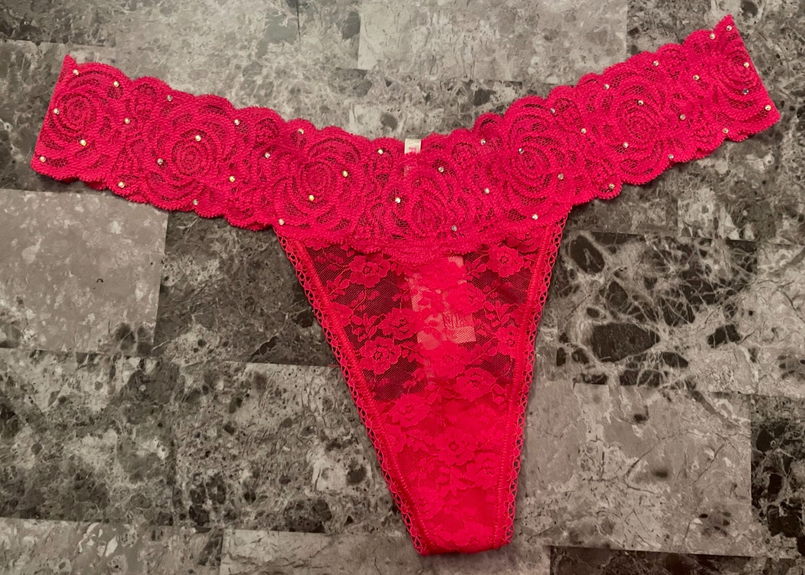 NWT VICTORIA’S SECRET PINK L WATERMELON RED RHINESTONE LACE RARE THONG PANTIES