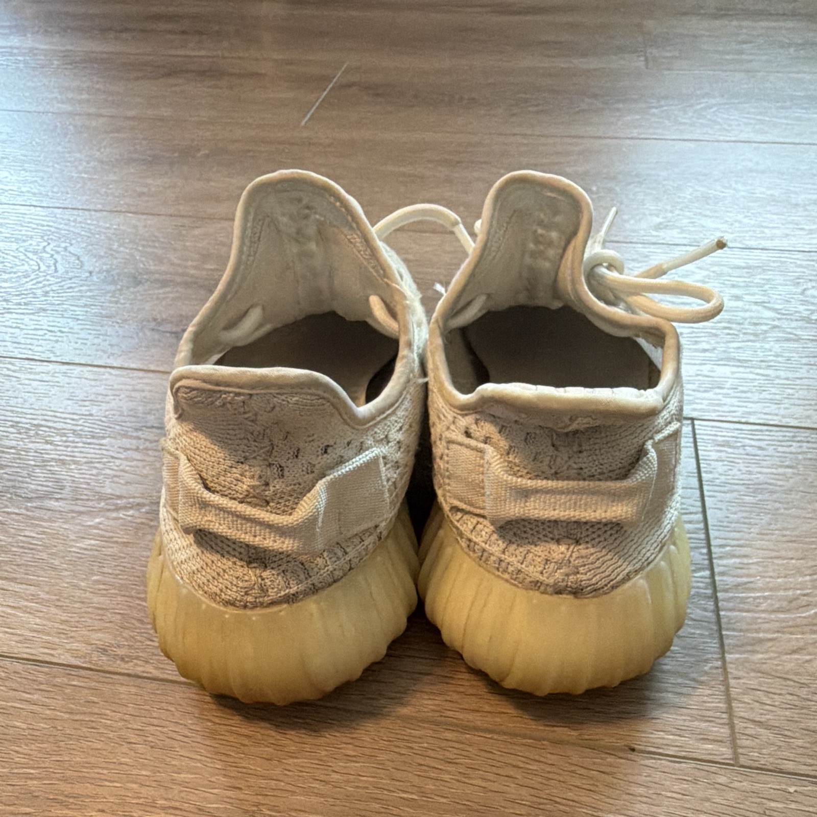 adidas Yeezy Boost 350 V2 Bone/Bone/Bone Low Top Primeknit Men’s HQ6316 size 6