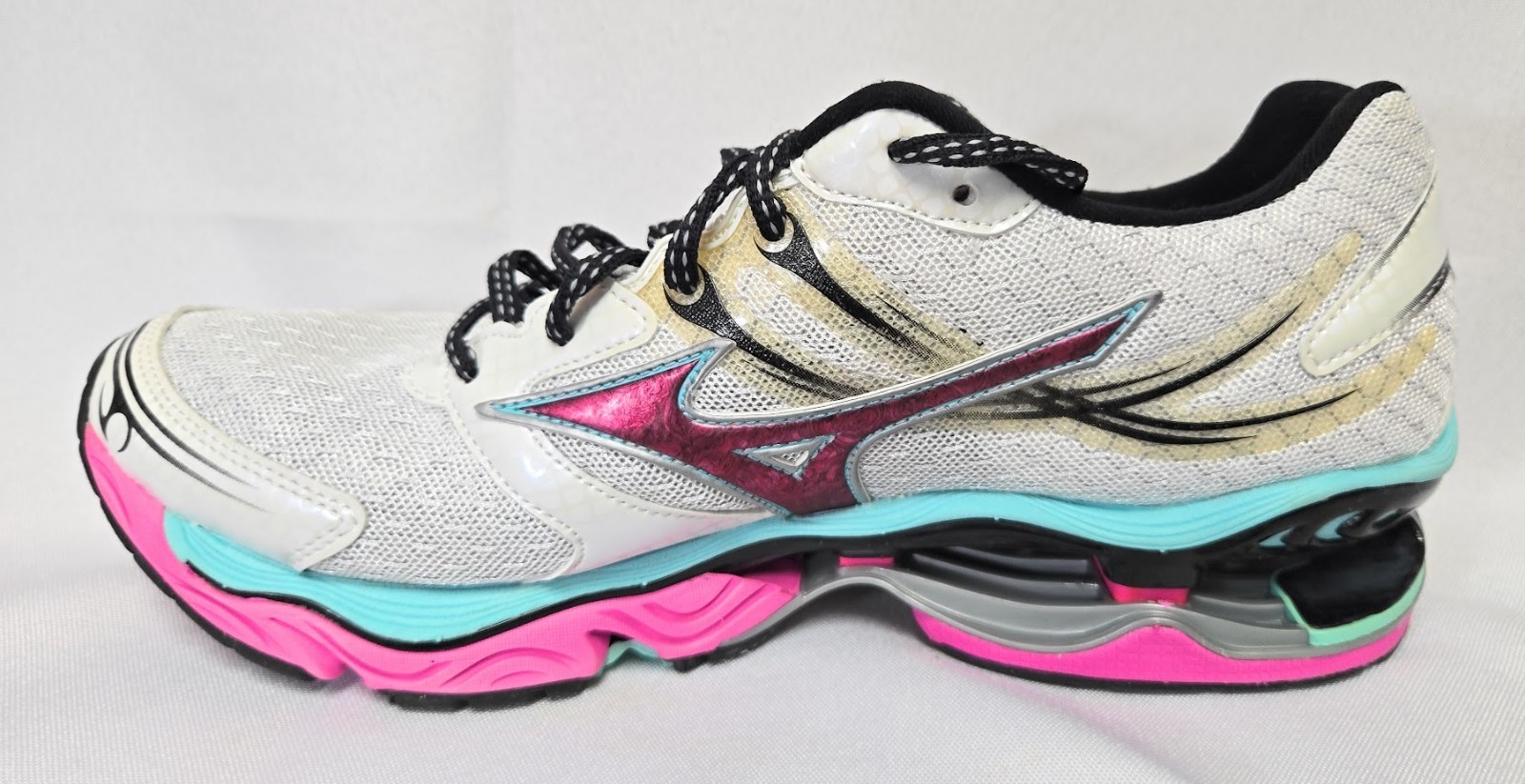 Womens Mizuno Wave Creation 14 White Pink Light Blue Running Sneakers Shoes