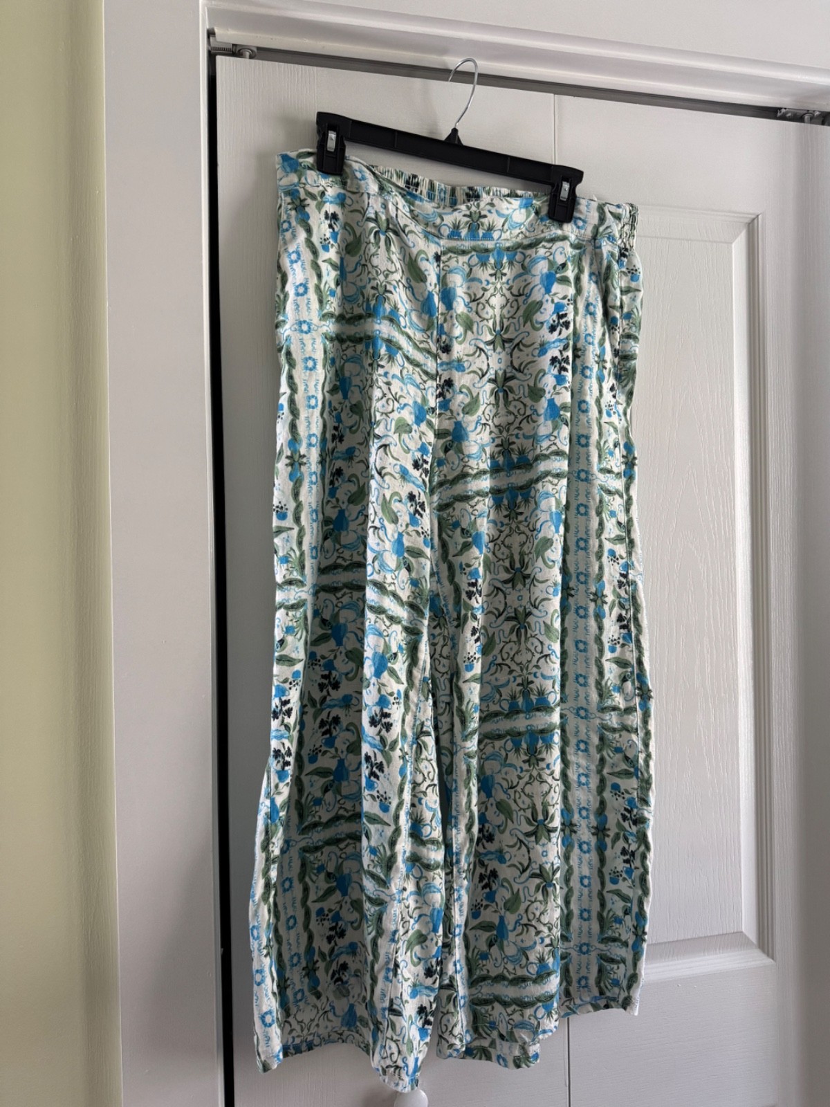 JOIE LINEN PANTS-White, Full Leg, Elastic Back Waistband, Green/Blue Floral, LG