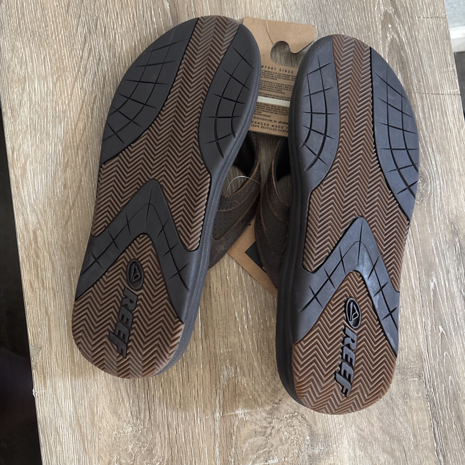 REEF Fanning Men’s 11 Retro Brown Leather Flip Flops Sandals NEW NWT