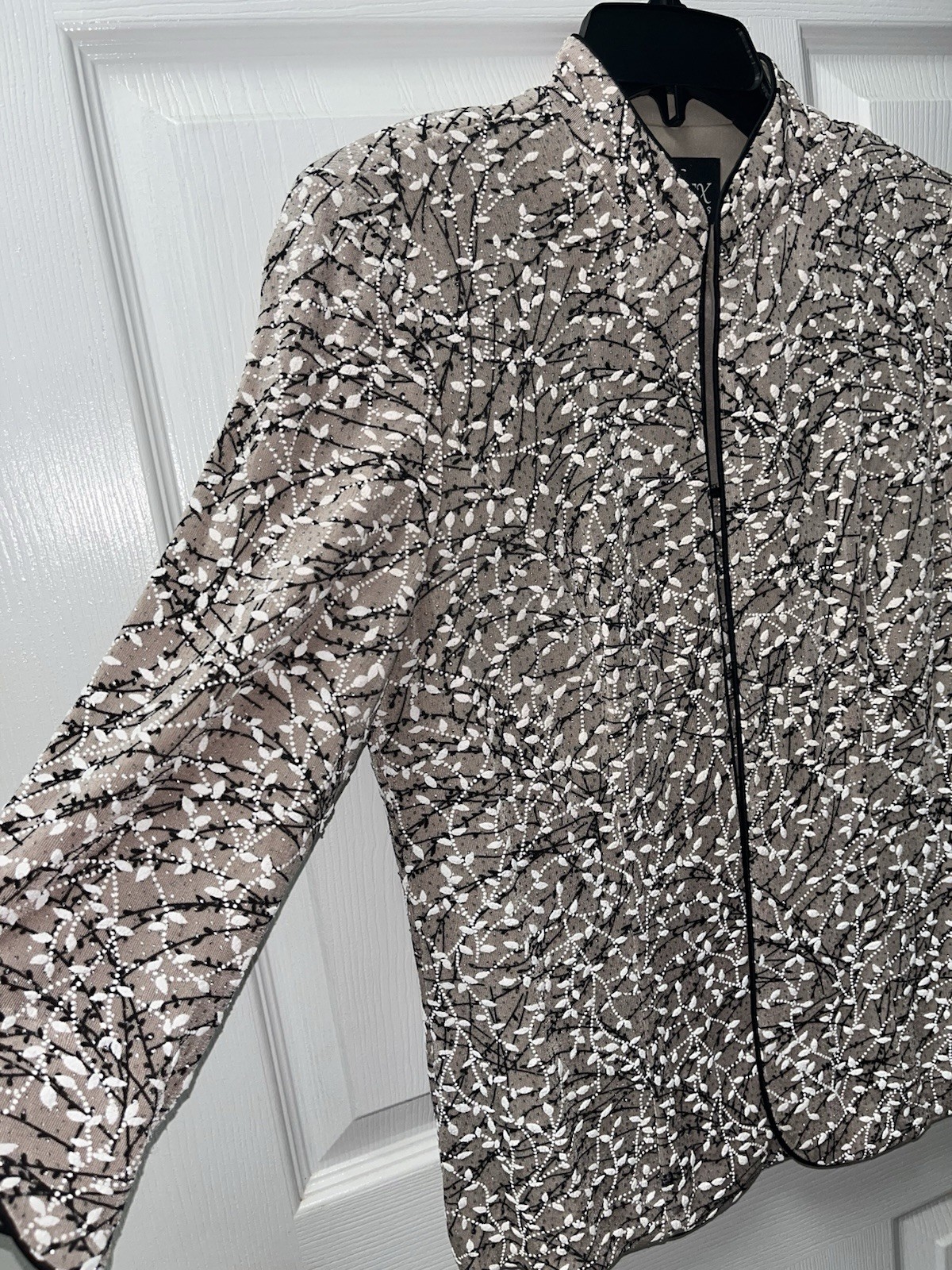 Alex Evenings 2-Piece Glitter Knit Mandarin Neck Jacket & Tank Set M Beige