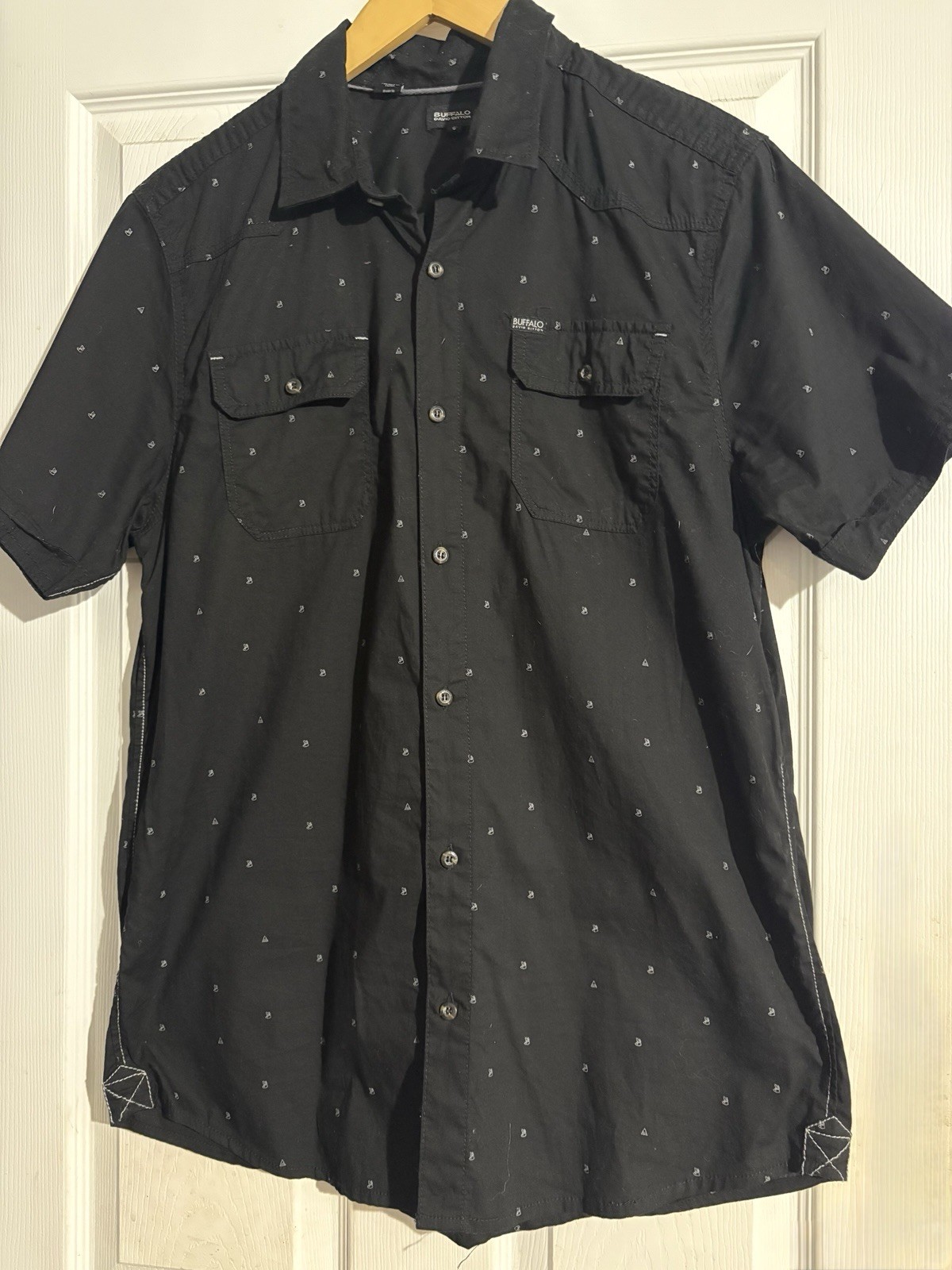 Buffalo David Bitton Men’s L Regular Black Geometric Short Sleeve Button-Up