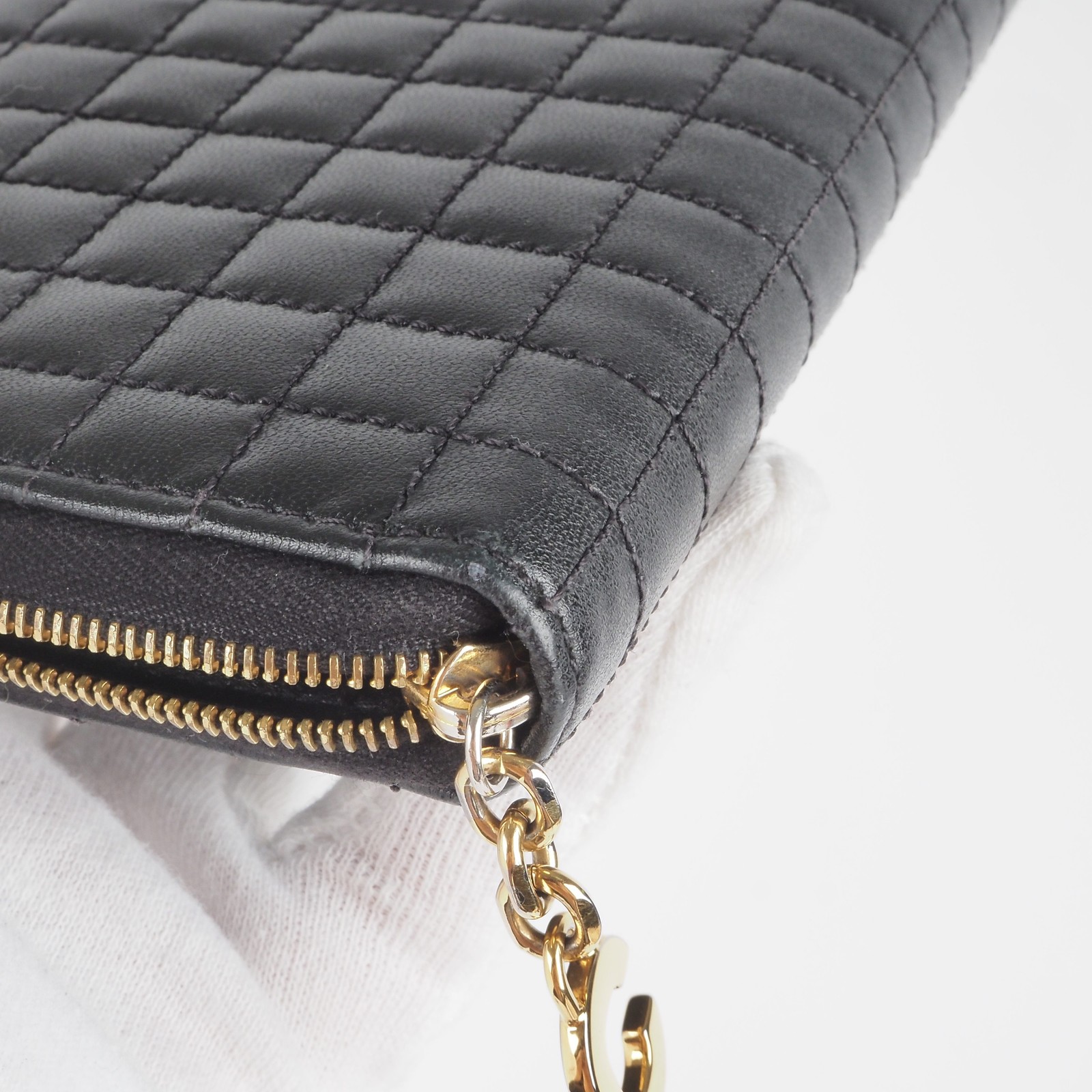 CELINE wallet C-charm stepped zippy long wallet leather purse OP: €750