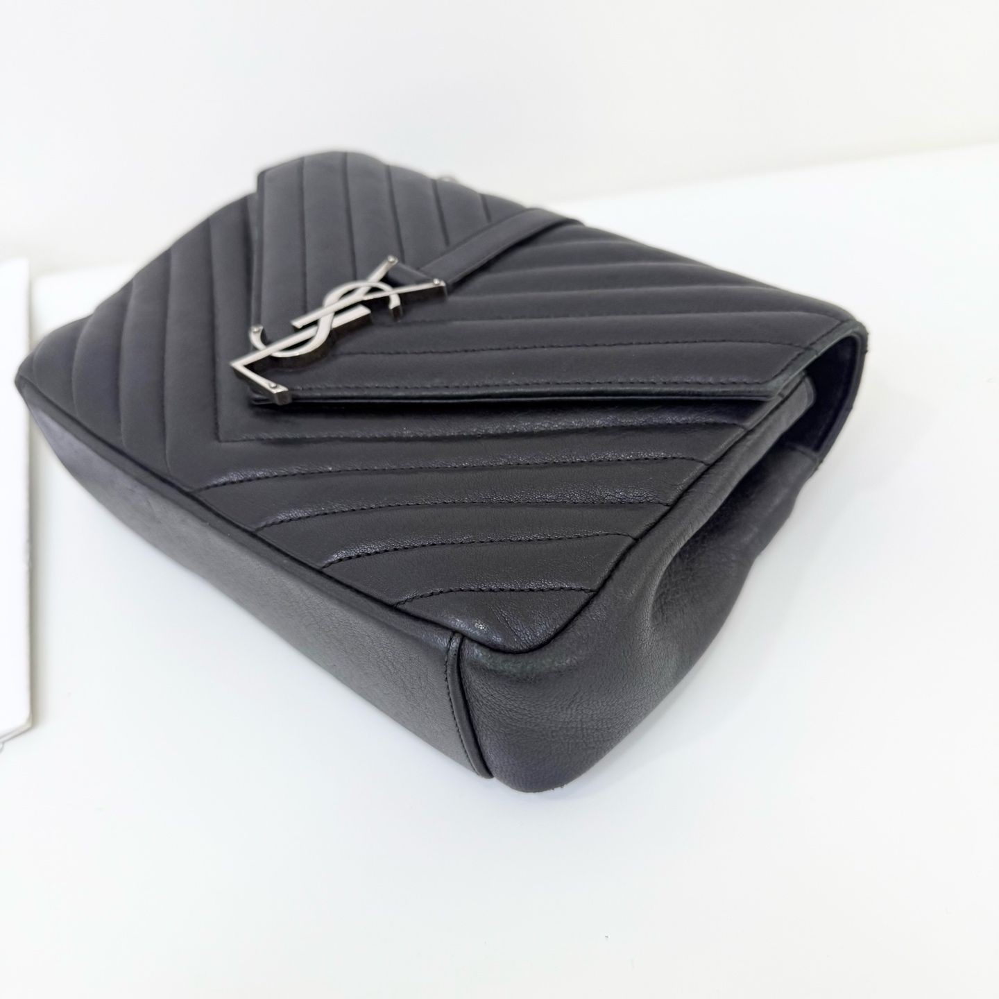 Saint Laurent College Medium Flap Bag Black Leather SHW Chain Crossbody Auth
