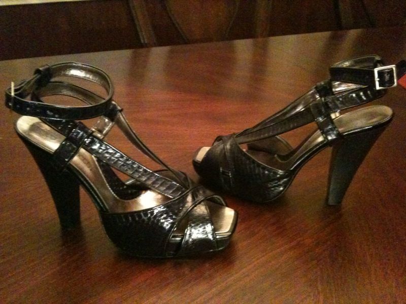 $180 JESSICA BENNETT Halston Platform Sandals Heels Shoes NEW Black ~ Size 7.5
