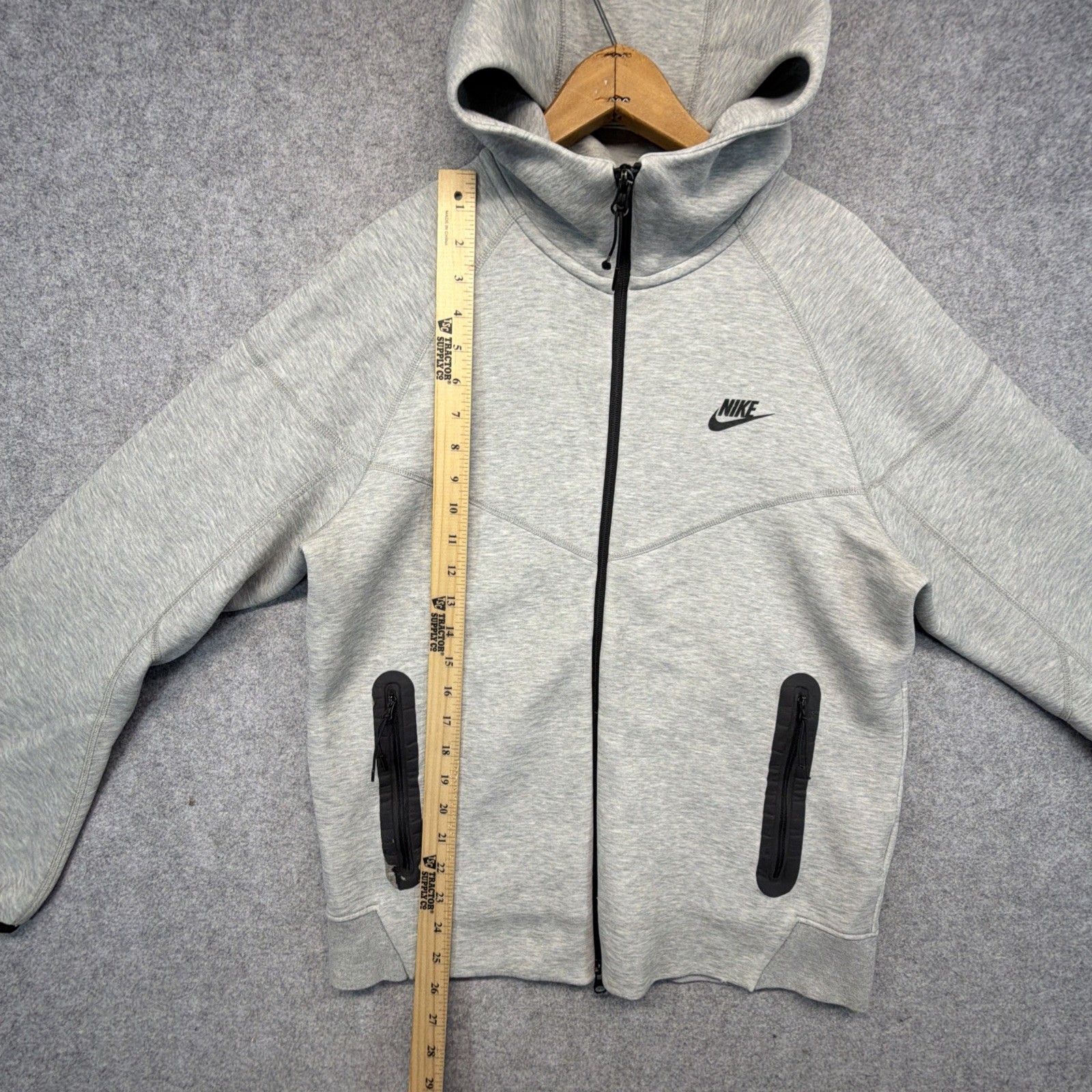 Nike Sportswear Tech Fleece Windrunner Gray Full Zip Hoodie Jacket Men’s Medium