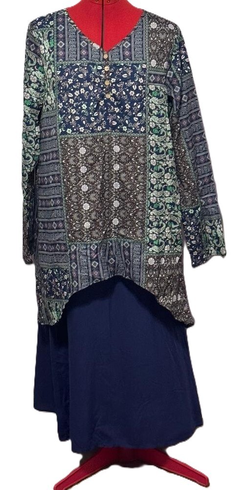 Izuria Patchwork Button-Accent Layered Midi Dress – Navy – Size M – New