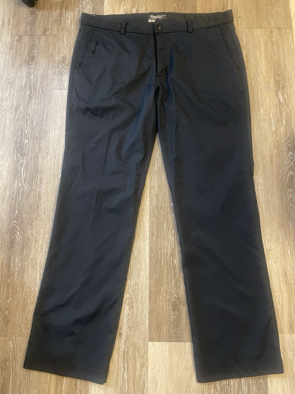 Nike Flex Men’s Black Stretch Flat Front Straight Leg Pants 38W Regular