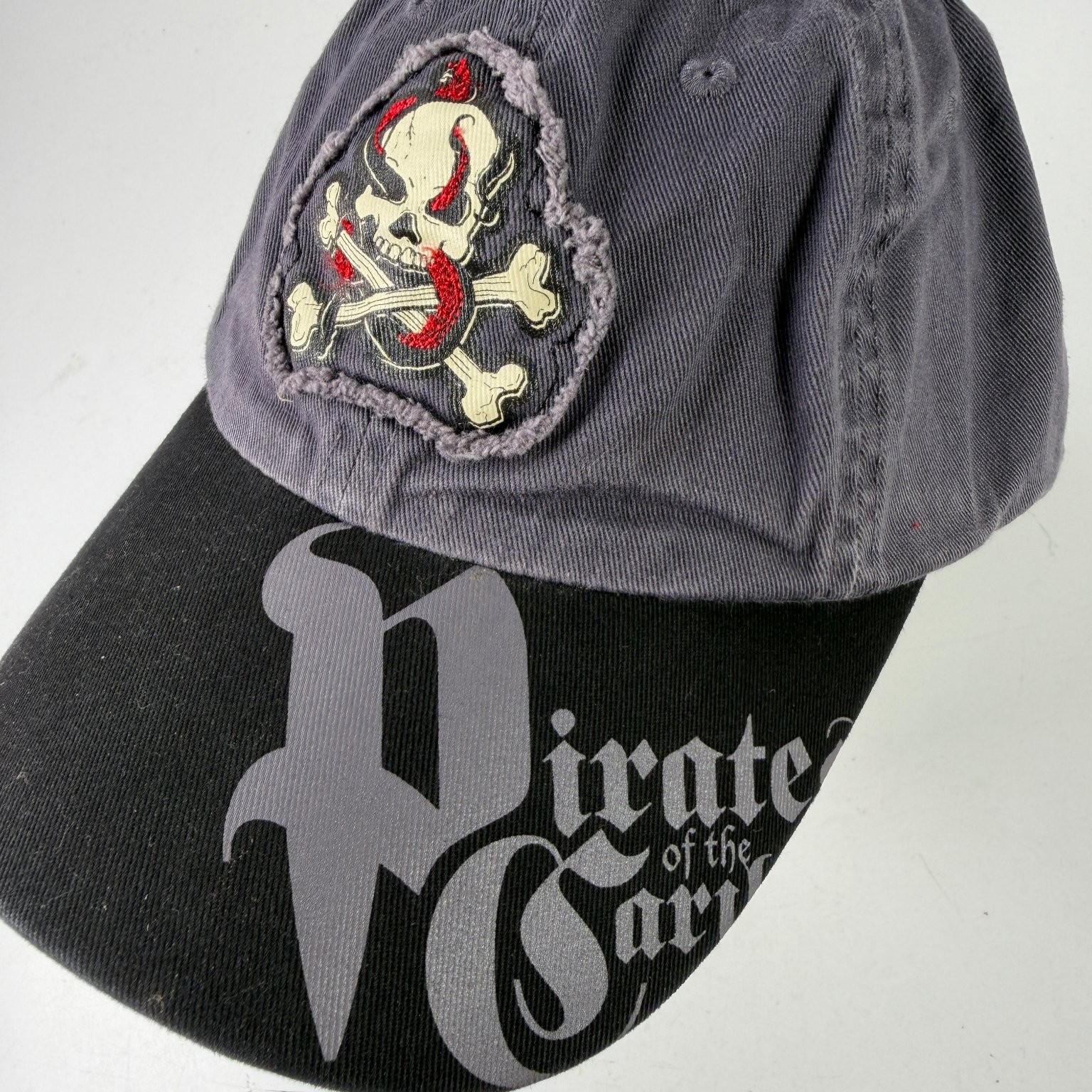 Disney Store Pirates Caribbean Skull Crossbones Baseball Hat Men’s L/G