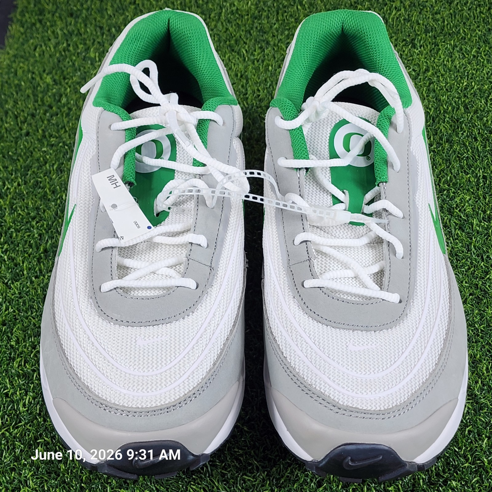 Nike Air Max Verse Oregon Ducks White/Apple Green IB3224-100 Mens Size 9.5 NCAA