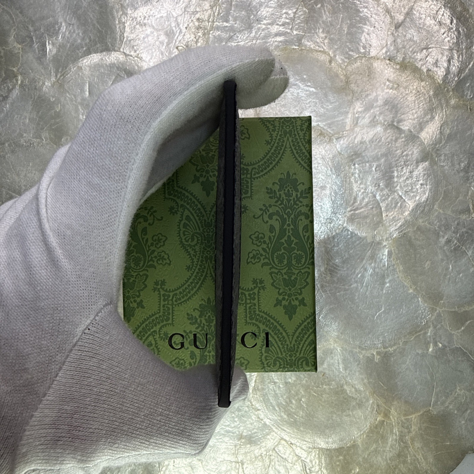 (RARE) GUCCI GG Supreme Monogram Tiger Print Card Holder Black