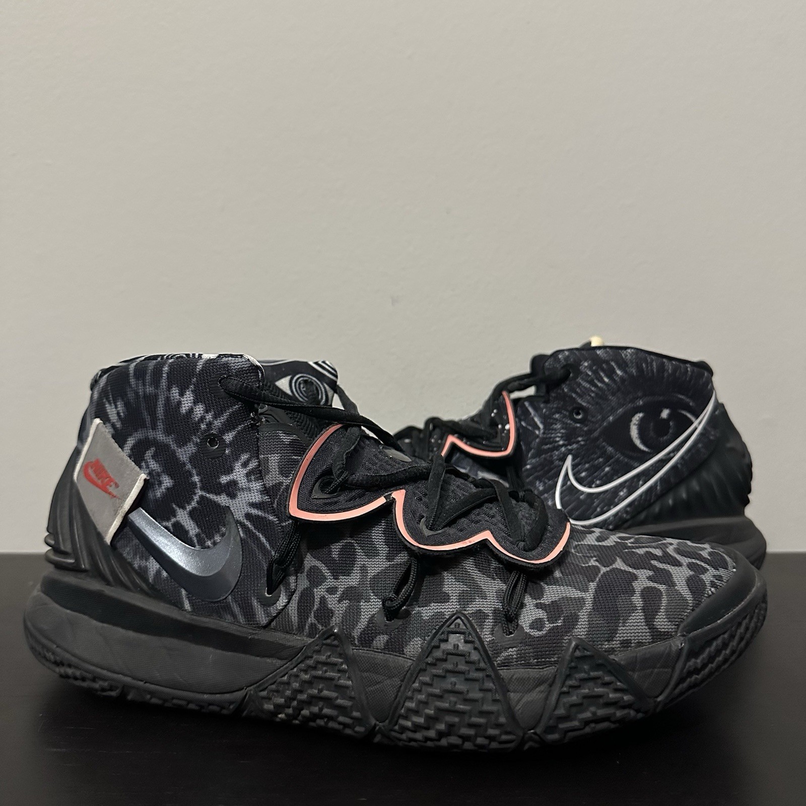 Nike Kybrid S2 “What The” Kyrie CQ9323-001 Black Atomic Pink Mens Size 9.5