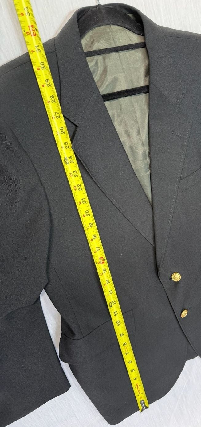 David Taylor Men’s Navy Blue Blazer Gold Button Sport Coat