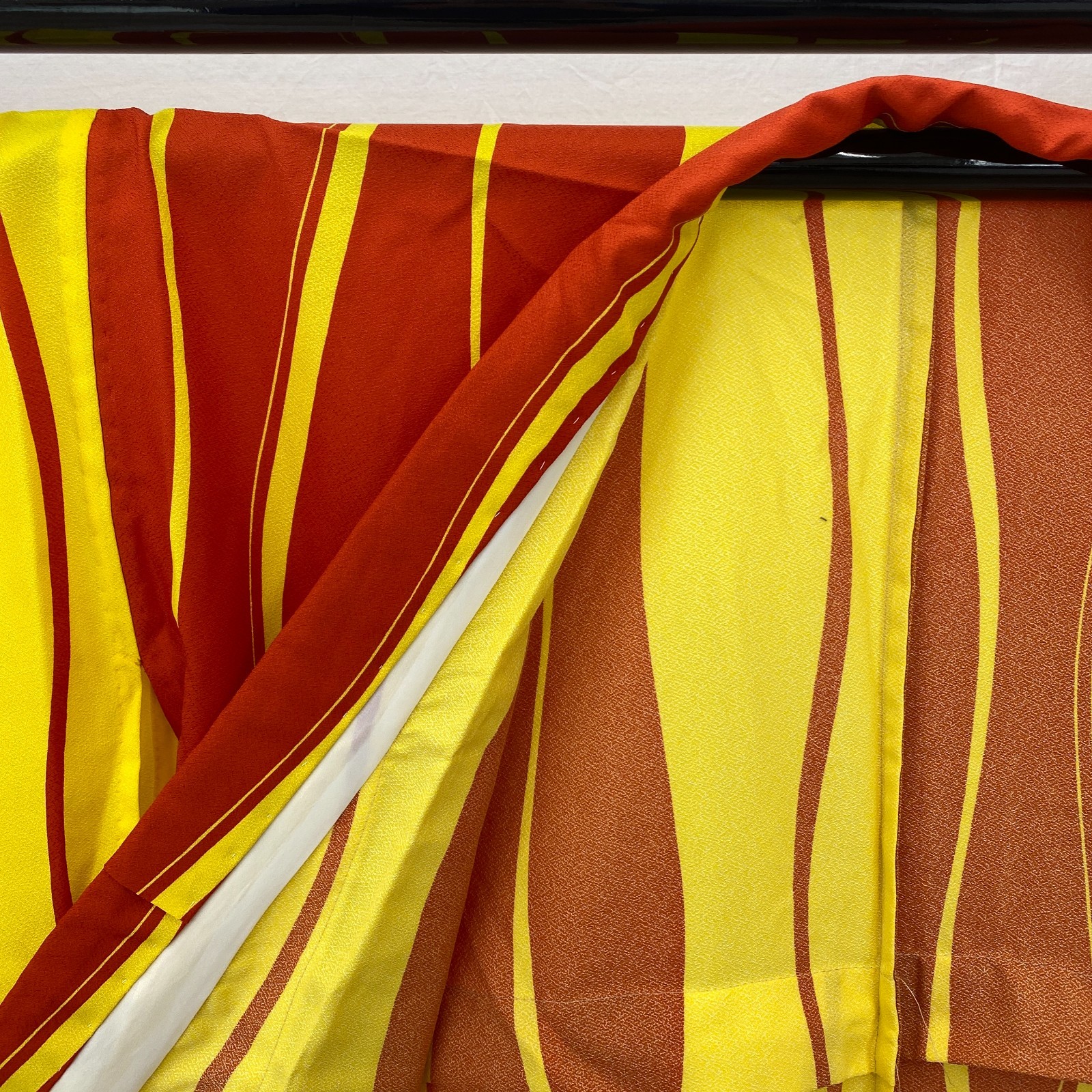 Japanese Vintage Kimono Polyester Yellow No Lining Traditional Length 66 in