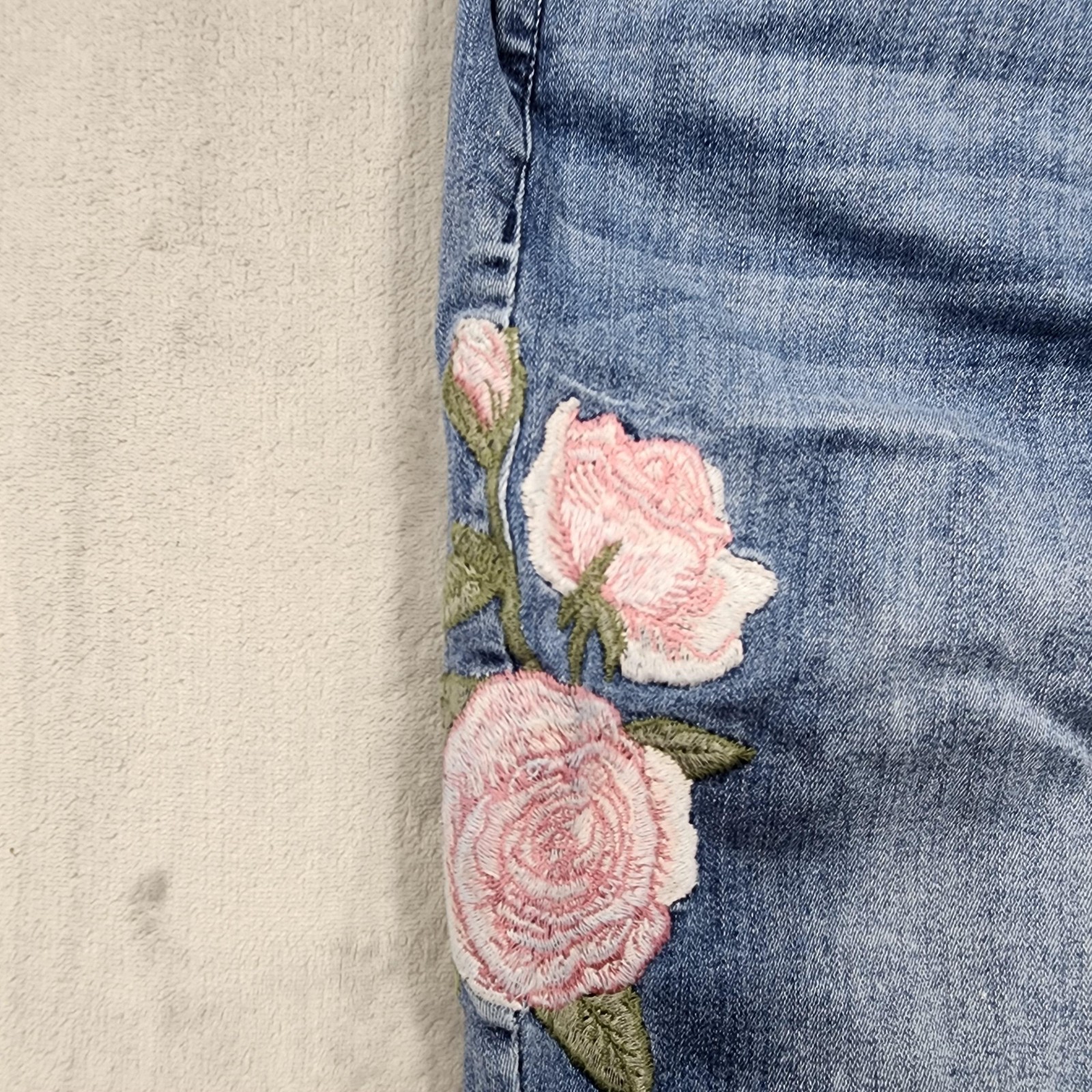 Lane Bryant Jeans Womens 18 Blue Mid Rise Super Stretch Ankle Floral Embroidered