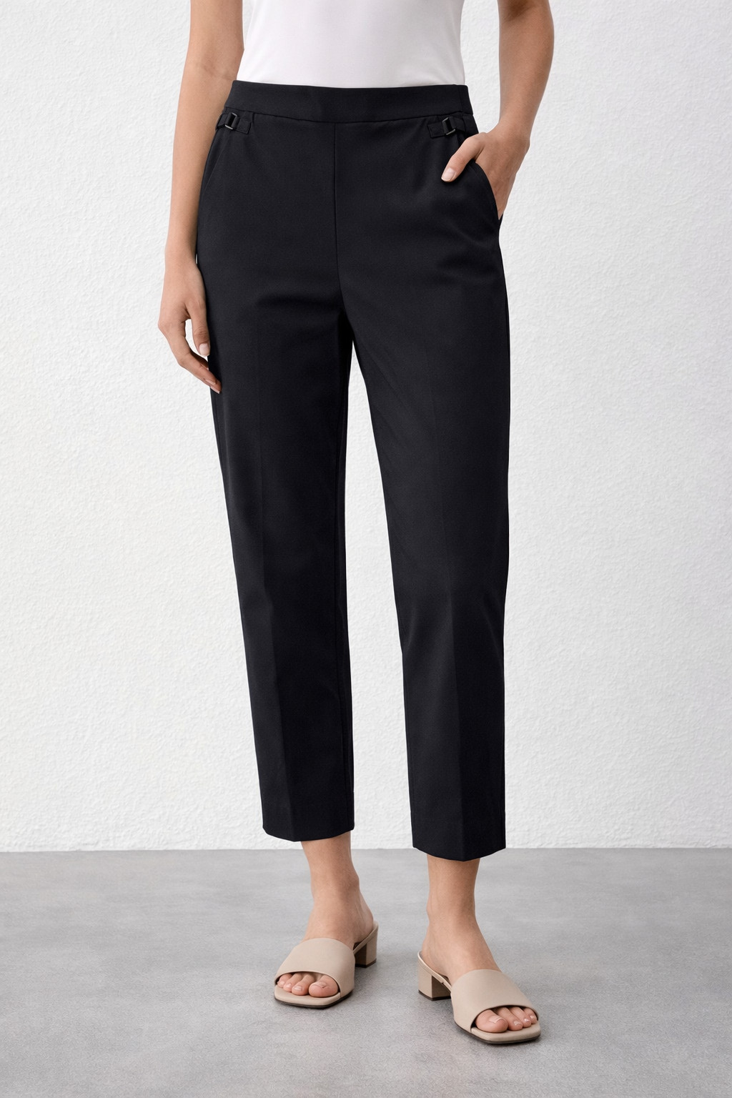 Counterparts Woments pull on stretch ankle length front pockets hardware Pants