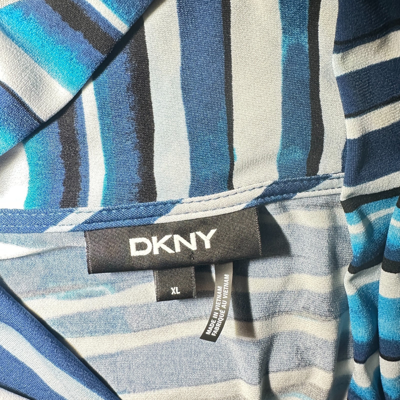 DKNY Blue Striped Jersey Blouse Women Size XL V-Neck Short Sleeve Stretch